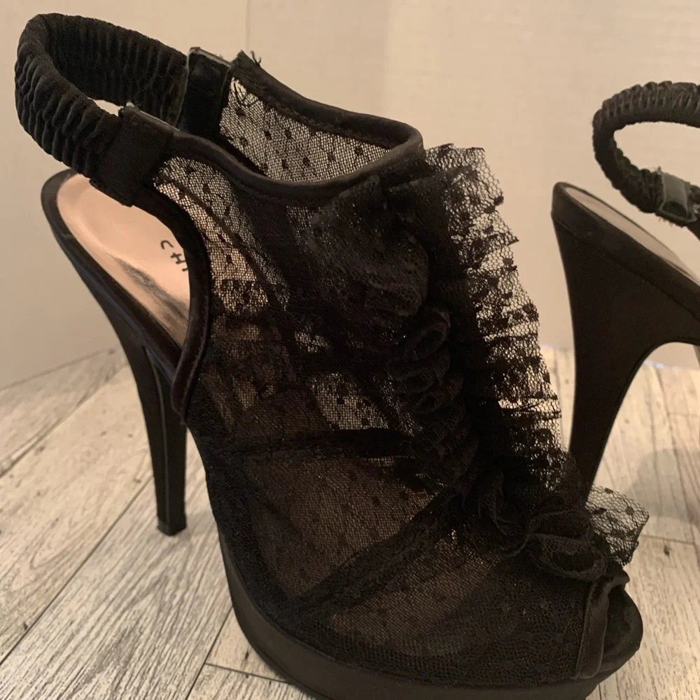 Chinese Laundry Black Lace and Ruffle Slingback Stilettos. - Picture 3 of 7